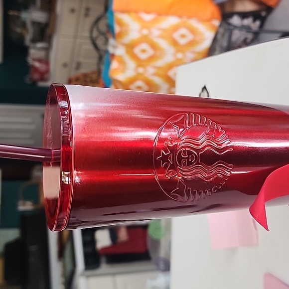 NWOT STARBUCKS Holiday Gradient Red Cold Tumbler - Picture 3 of 3